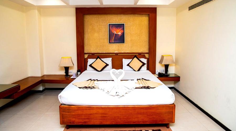 Simran Heritage Raipur  Ngoại thất bức ảnh